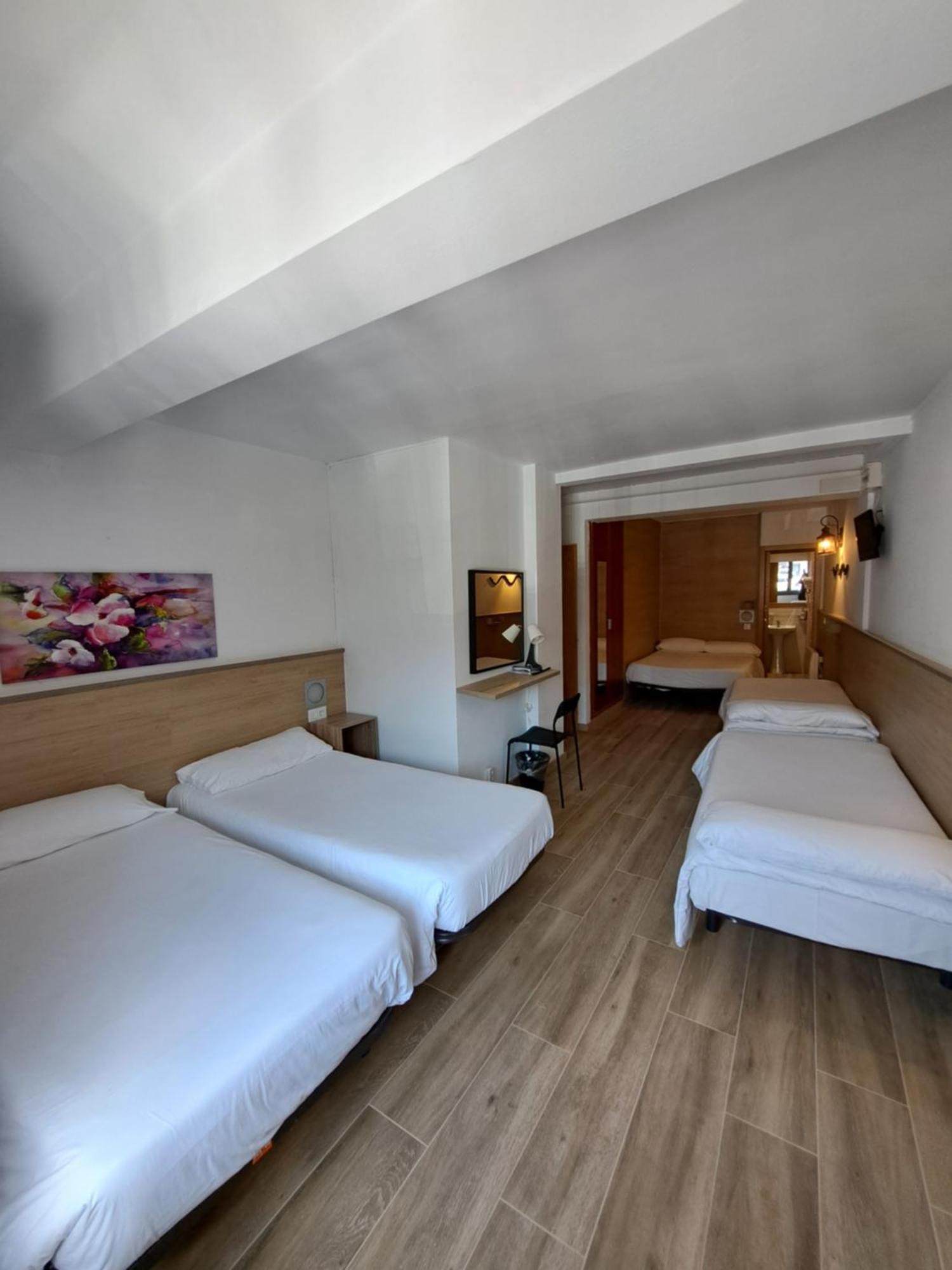 פאס דה לה קאסה Hotel Avanti מראה חיצוני תמונה