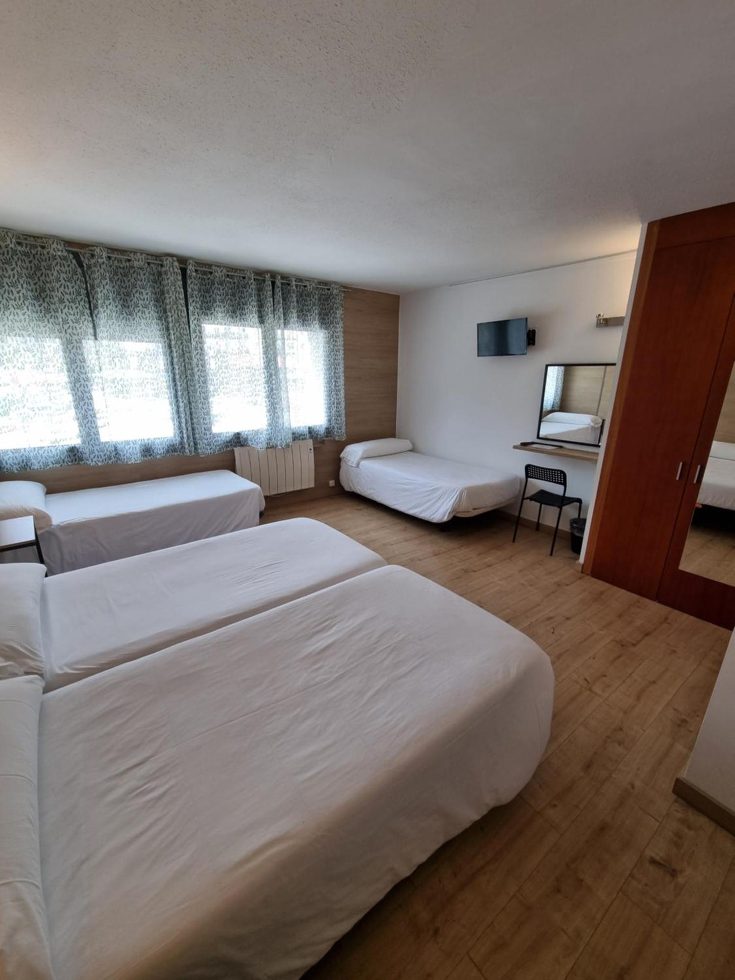 פאס דה לה קאסה Hotel Avanti מראה חיצוני תמונה