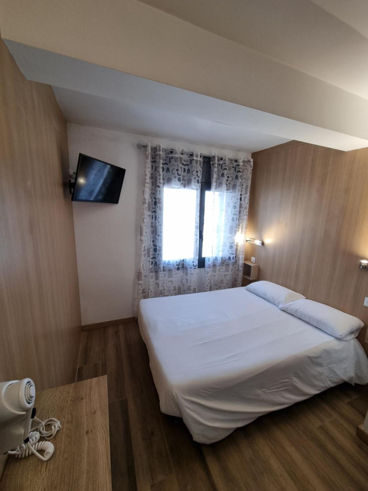 פאס דה לה קאסה Hotel Avanti מראה חיצוני תמונה