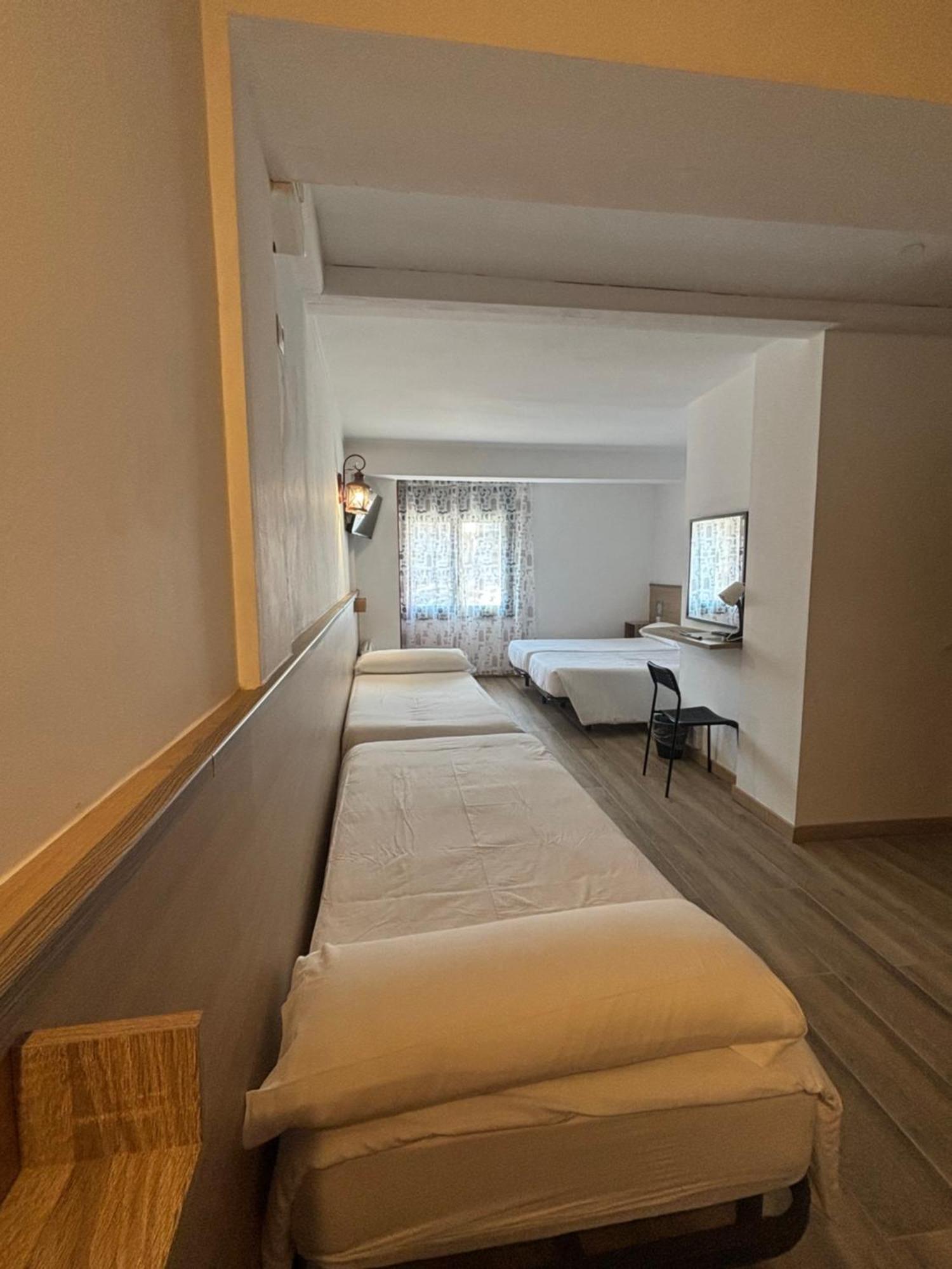 פאס דה לה קאסה Hotel Avanti מראה חיצוני תמונה